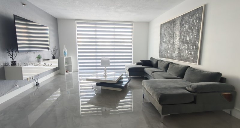 Condo for sale at Parc Central Aventura 517