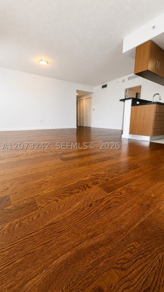 Condo for sale at 23 Biscayne Bay 1103