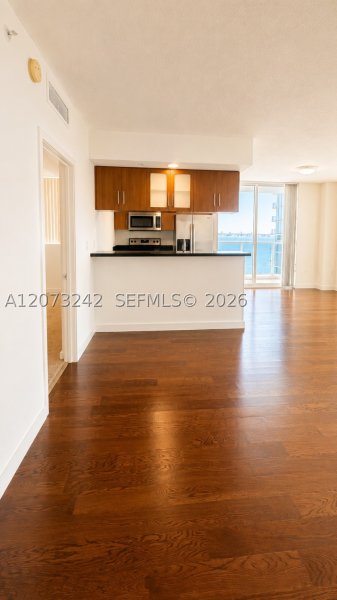 Condo for sale at 23 Biscayne Bay 1103