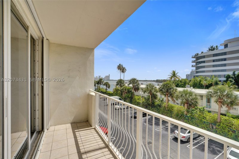 Aluguel de apartamento no Island Pointe 3G