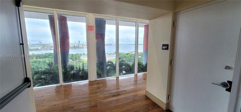 Apartment for rent at 50 Biscayne 5202
