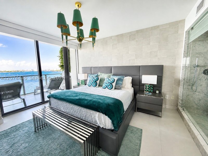Apartment for rent at One Paraiso 2306