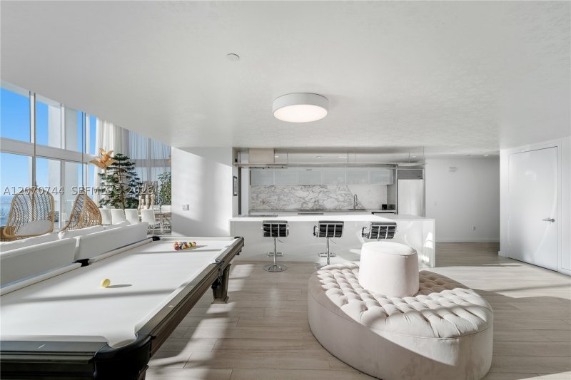 Comprar apartamento en Ten Museum Park 4602