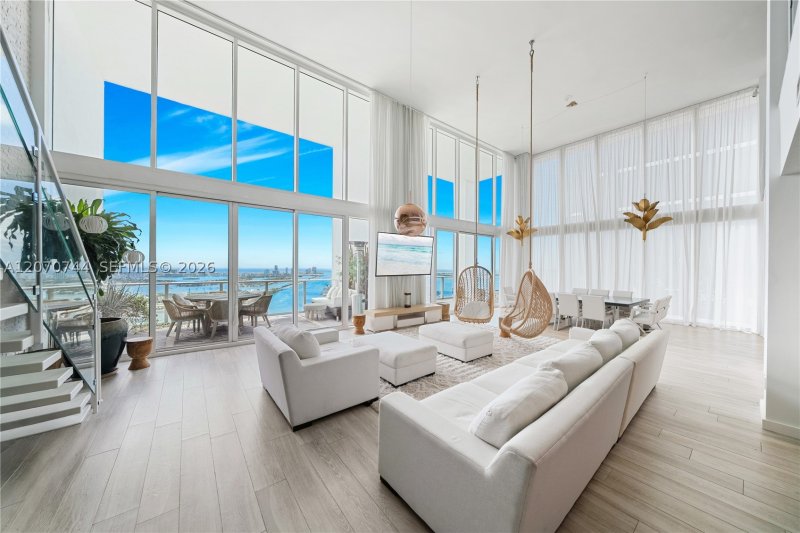 Comprar apartamento en Ten Museum Park 4602