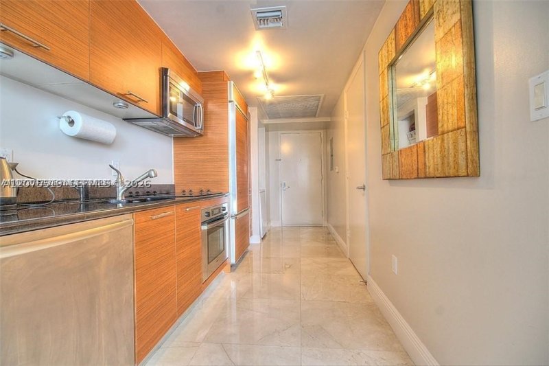 Apartment for rent at 50 Biscayne 5309