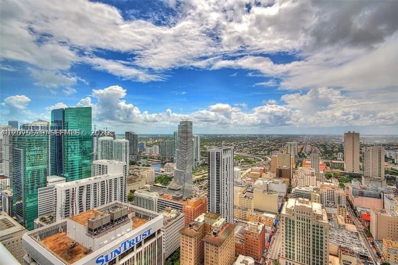 Apartment for rent at 50 Biscayne 5309