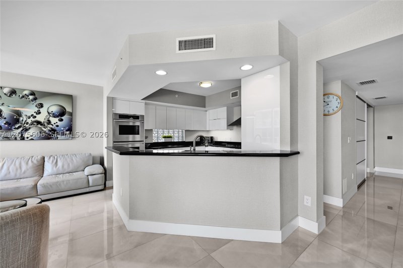Comprar apartamento no Peninsula II 509
