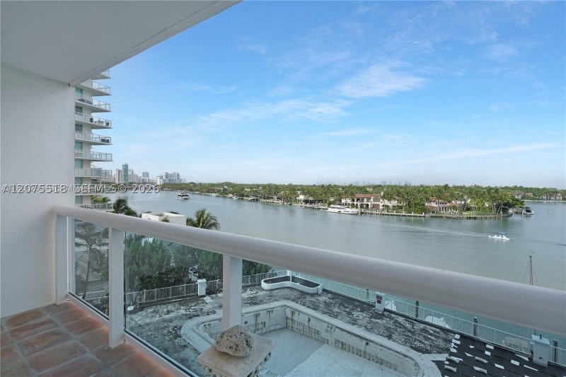 Apartment for rent at Aquasol 6G