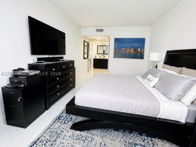 Property photo # 4