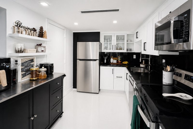 Property photo # 5