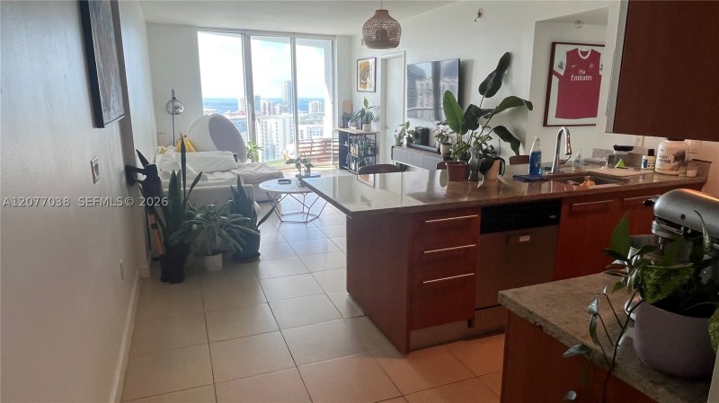 Alquiler de apartamento en Latitude On The River 3702
