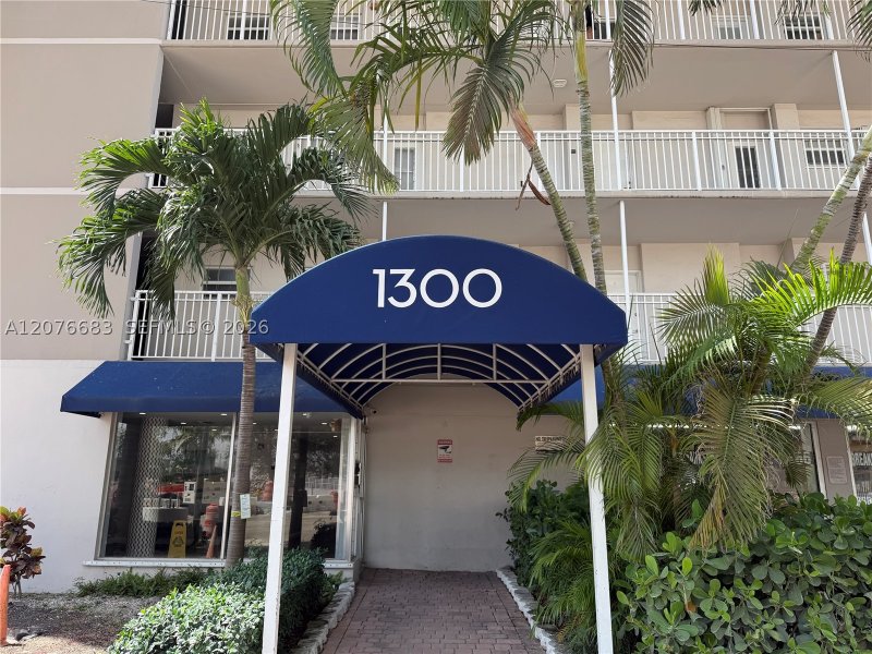 Comprar apartamento en Lincoln Towers E705