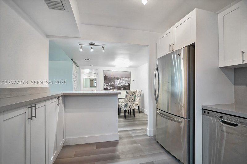 Property photo # 8