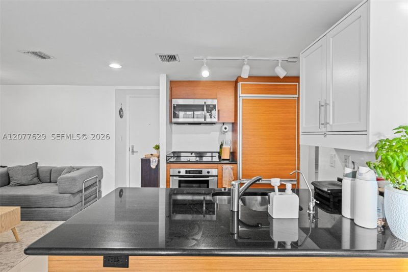 Condo for sale at 50 Biscayne 2507