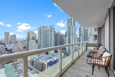 50 Biscayne Apt #2507