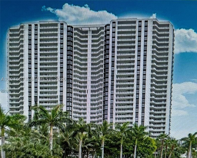 Aluguel de apartamento no South Tower at The Point 2404