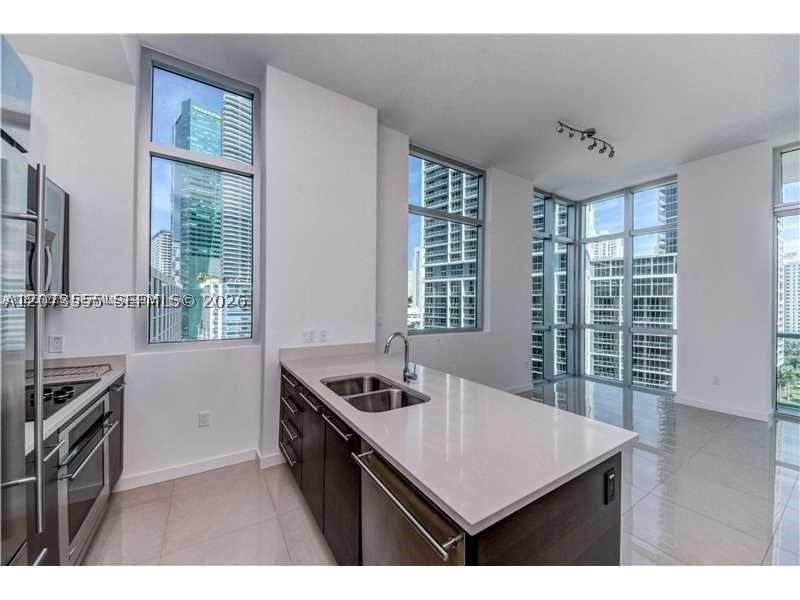 Apartment for rent at 500 Brickell East Tower 1101