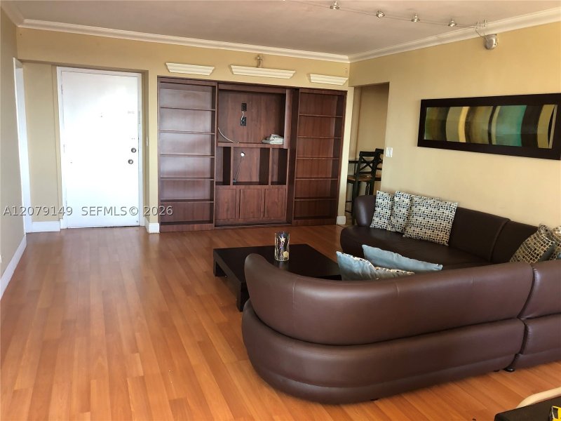 Property photo # 6