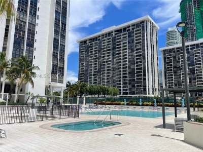 Brickell Place Apt #B506