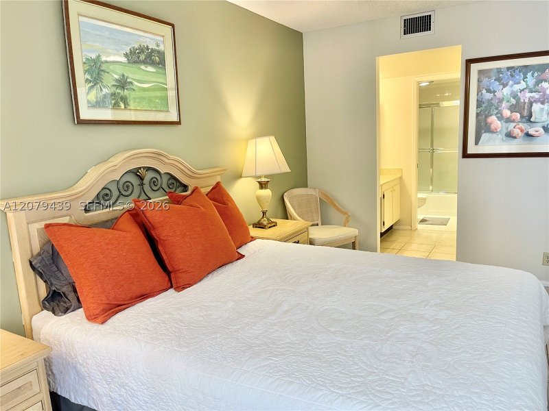 Condo for sale at Brickell Place B506