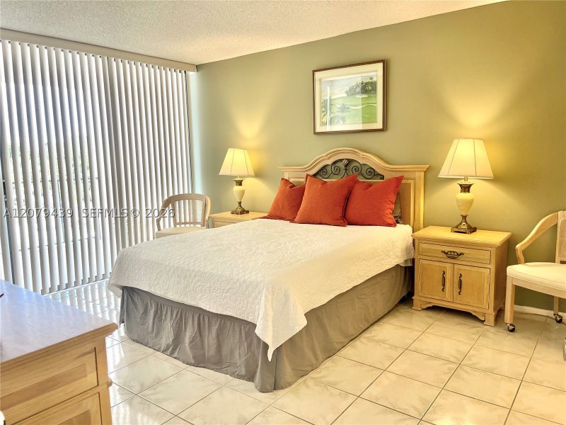 Condo for sale at Brickell Place B506