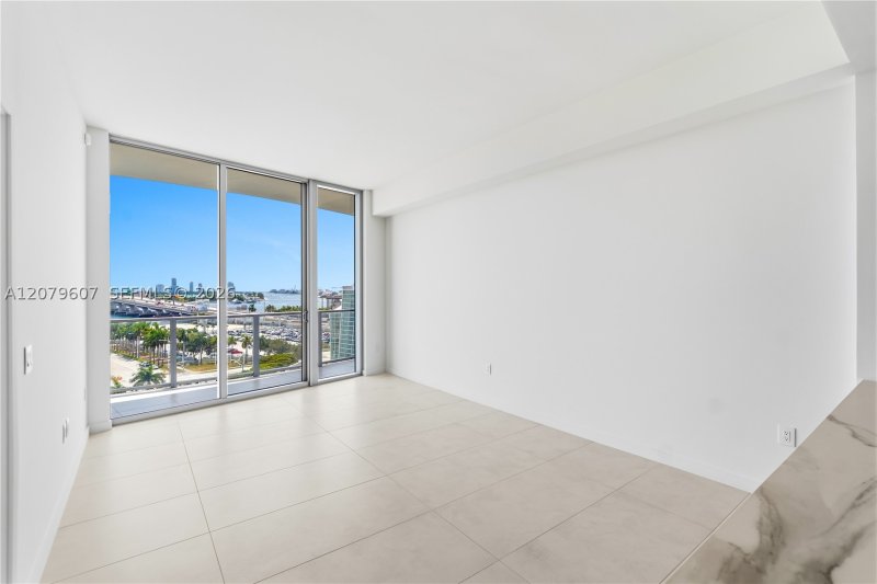 Property photo # 12
