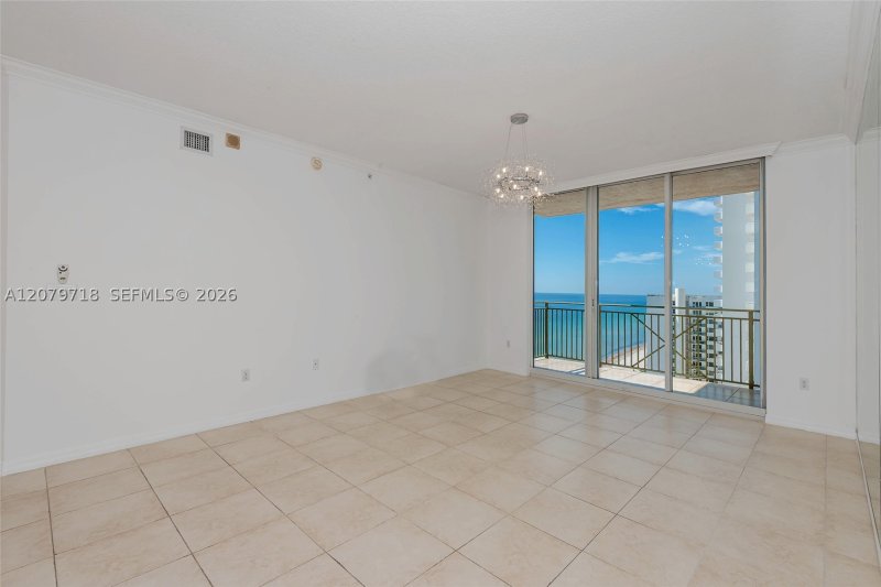 Apartment for rent at 2080 Ocean Drive MPH09