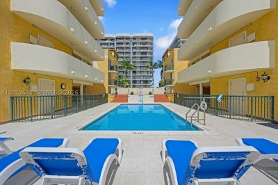 Property photo # 9