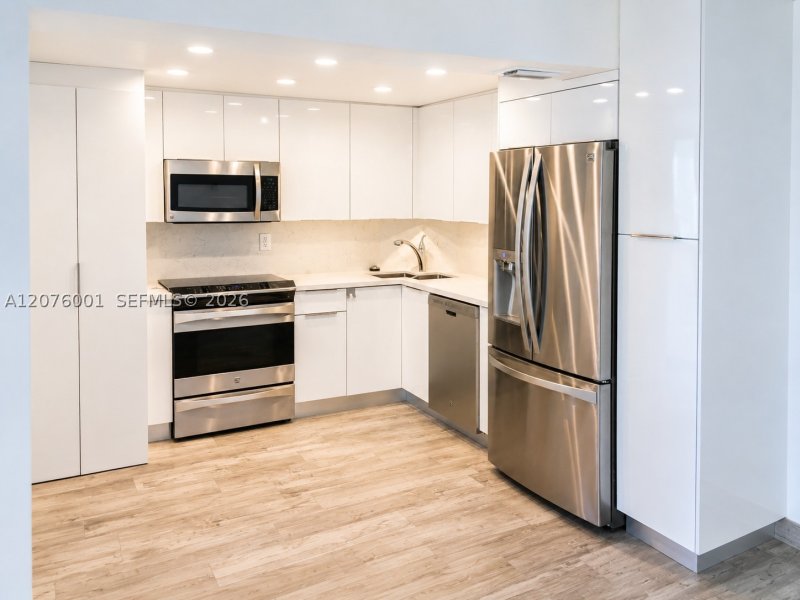 Property photo # 13