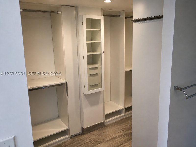 Property photo # 12