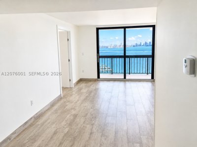 Property photo # 11
