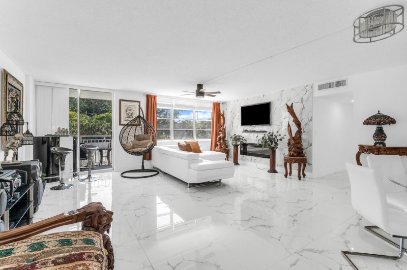 Comprar apartamento en Bayview Towers C204