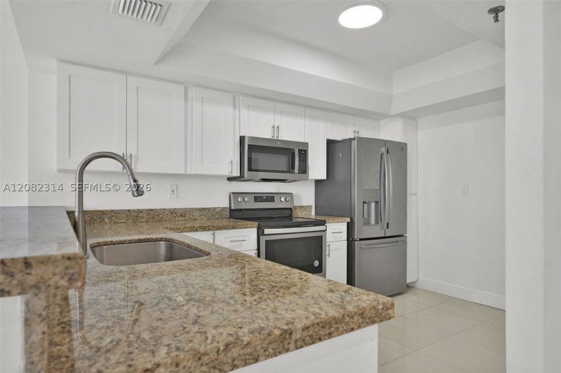 Alquiler de apartamento en Brickell Key One A1007