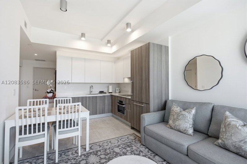 Comprar apartamento en Smart Brickell Residences 1704
