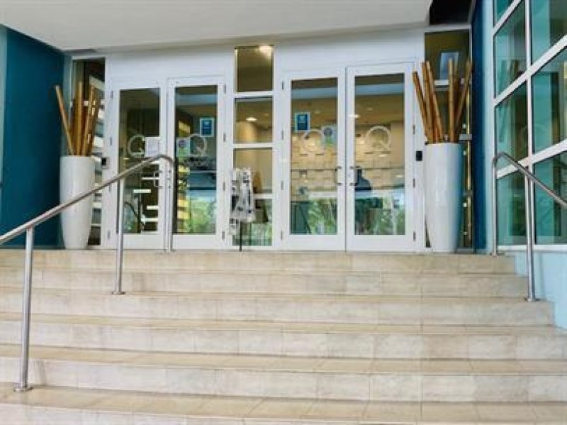 Condo for sale at Quantum 1705