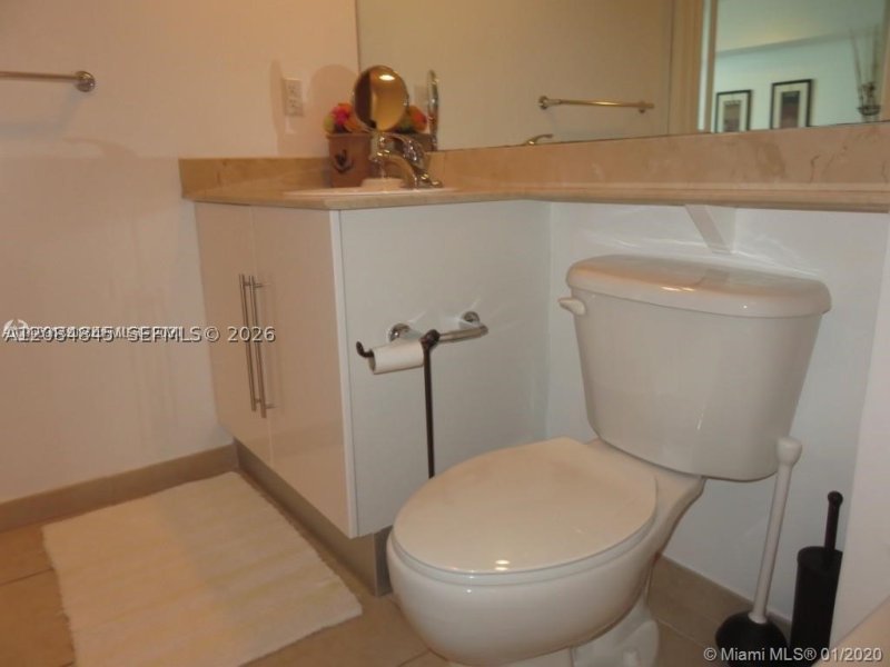 Aluguel de apartamento no One Miami West Tower 2506