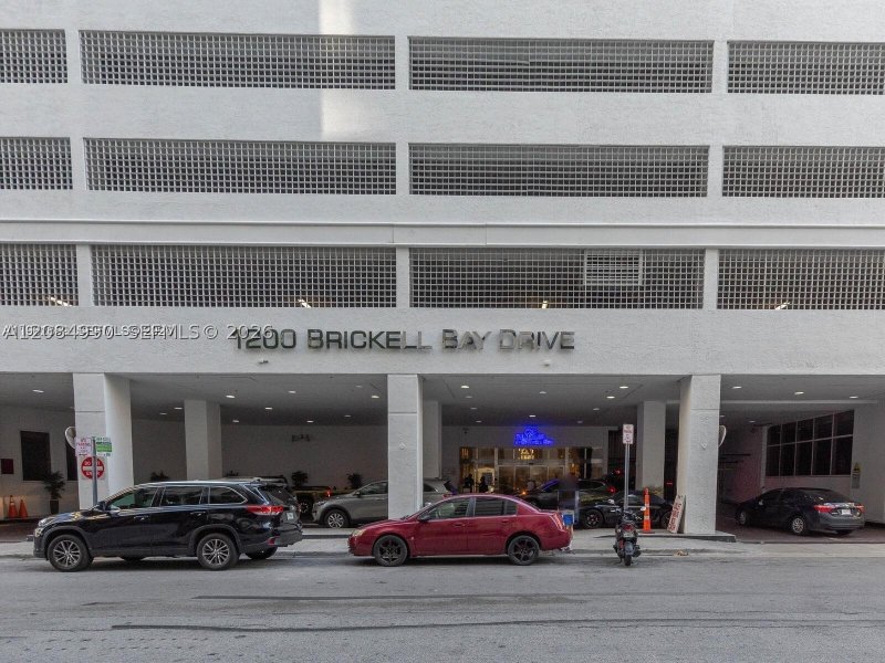 The Club At Brickell Bay Apt #3210