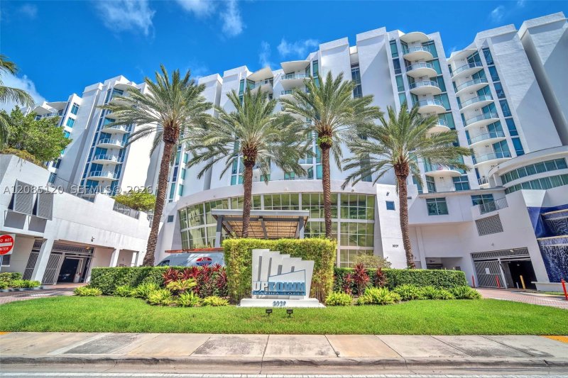 Comprar apartamento en Uptown Marina Lofts 725