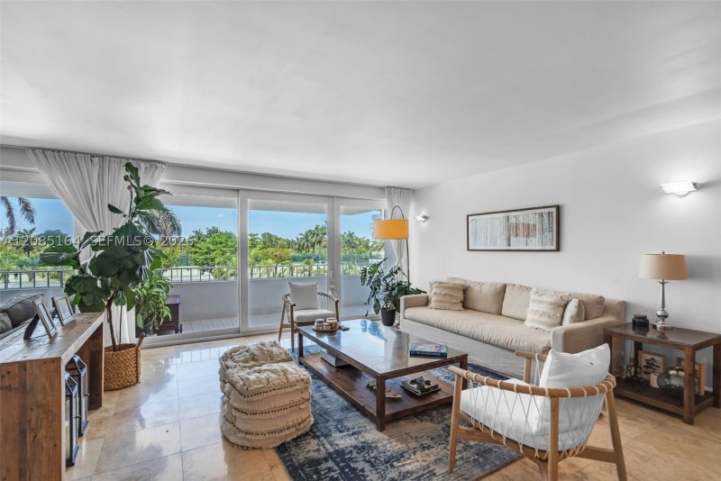 Alquiler de apartamento en Commodore Club South 310