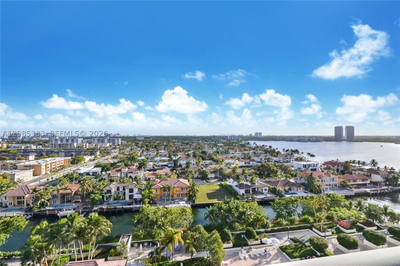Aluguel de apartamento no 1000 Williams Island 1404
