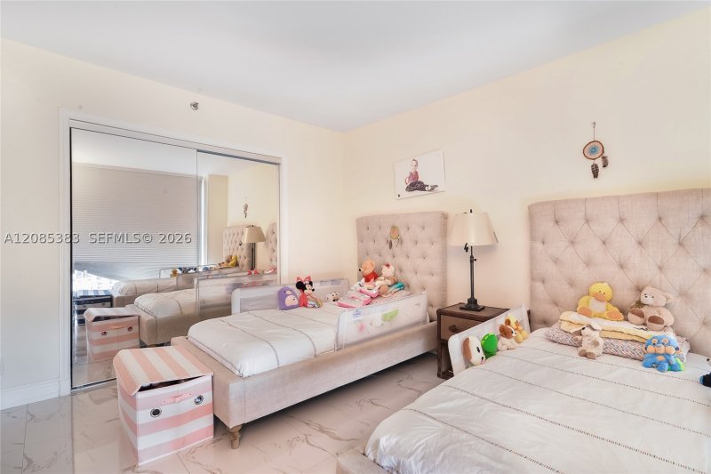 Aluguel de apartamento no 1000 Williams Island 1404
