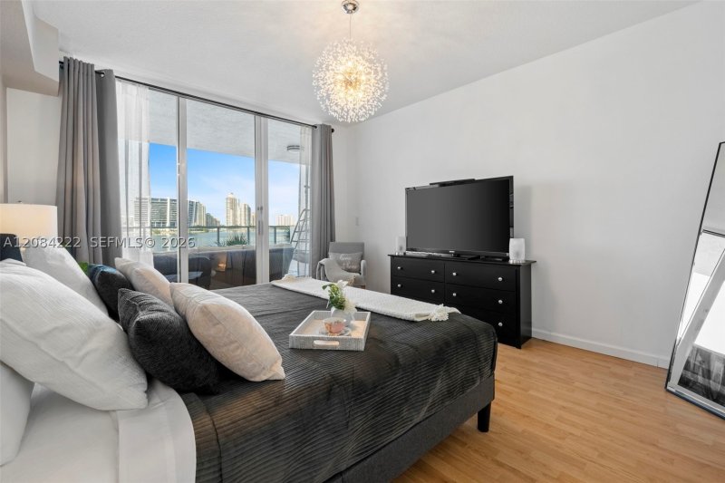 Alquiler de apartamento en Marina Bay Club 308