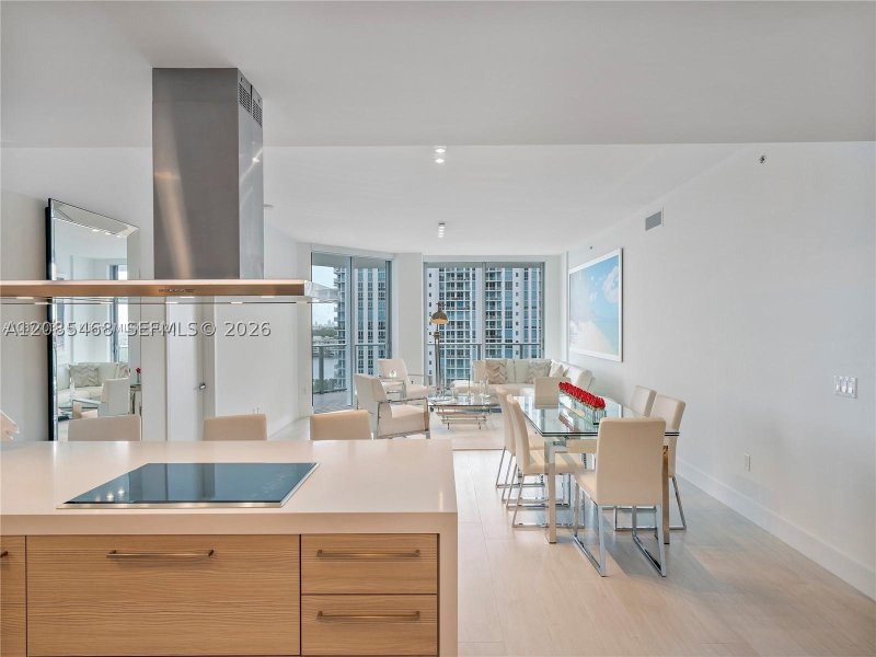 Comprar apartamento en Marina Palms Yacht Club 1105