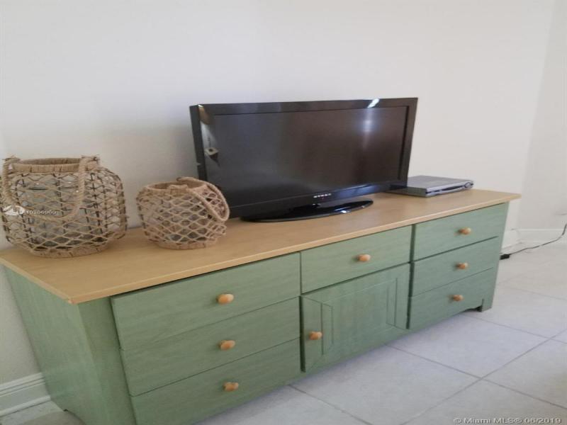 Property photo # 9
