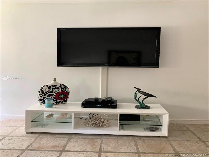 Property photo # 0