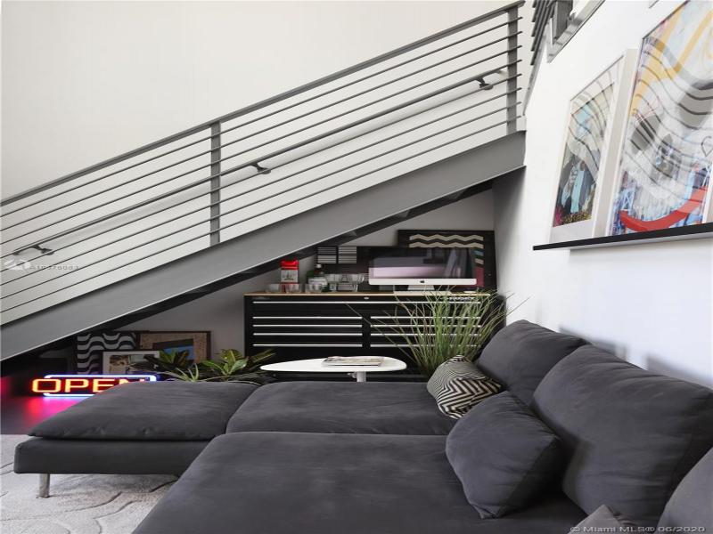 Property photo # 9