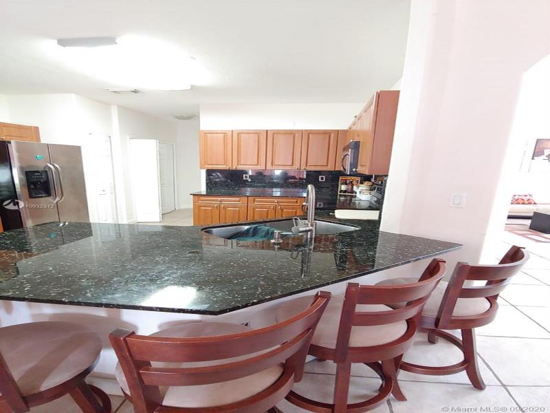 Property photo # 4