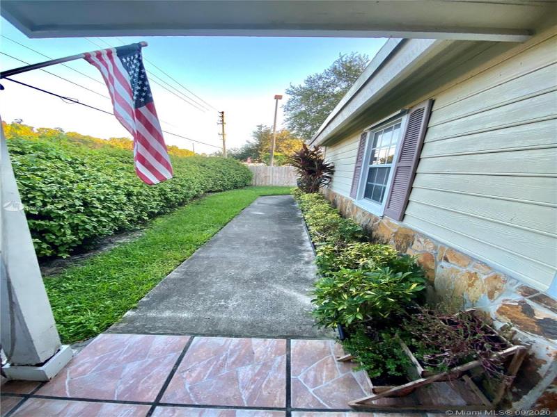 Property photo # 8