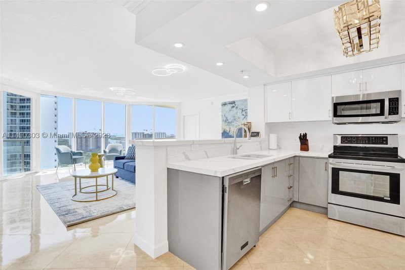 Apartment for rent at La Perla 1908