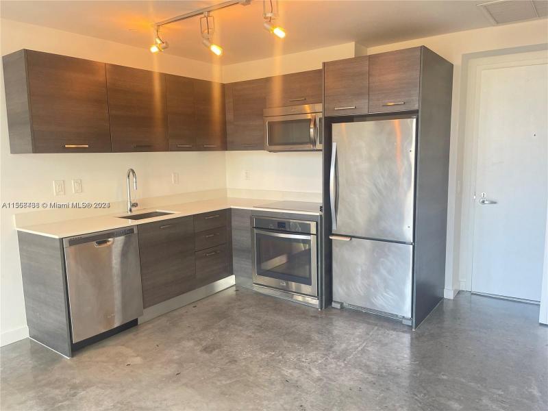 Property photo # 2